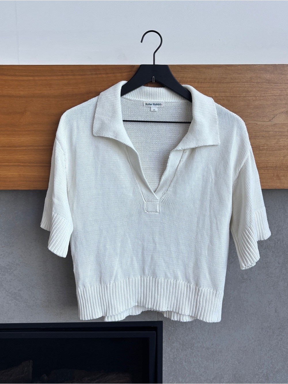 Roller Rabbit Short-Sleeve Collared V-Neck Ribbed Sweater,‎ Size XS